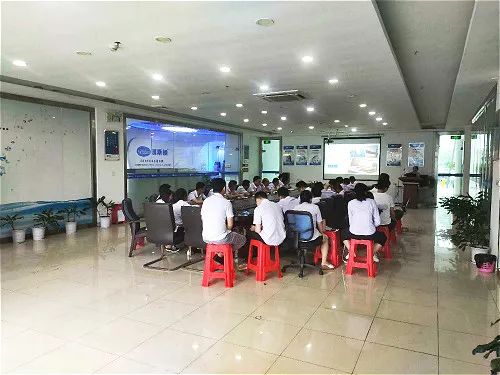 初心不改，砥礪前行丨漢斯頓年中總結(jié)會隆重召